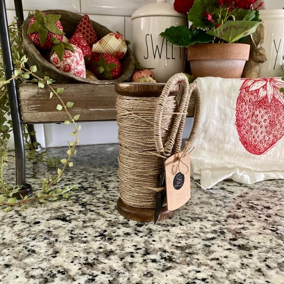 Natural Jute Metallic Twine w/Scissors - Picture 4 of 8